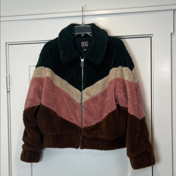 BDG Chevron Sherpa Jacket in Earth Tones size medium. - Picture 2 of 9